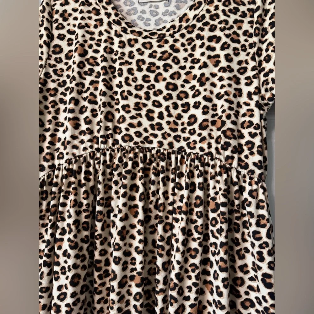 Leopard Print Short Sleeve Midi Dress - Beige/Black - Picture 8 of 11